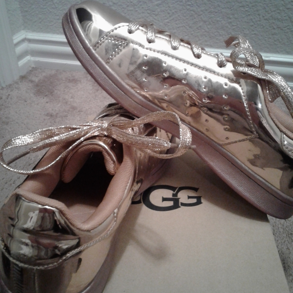 Women's sneakers